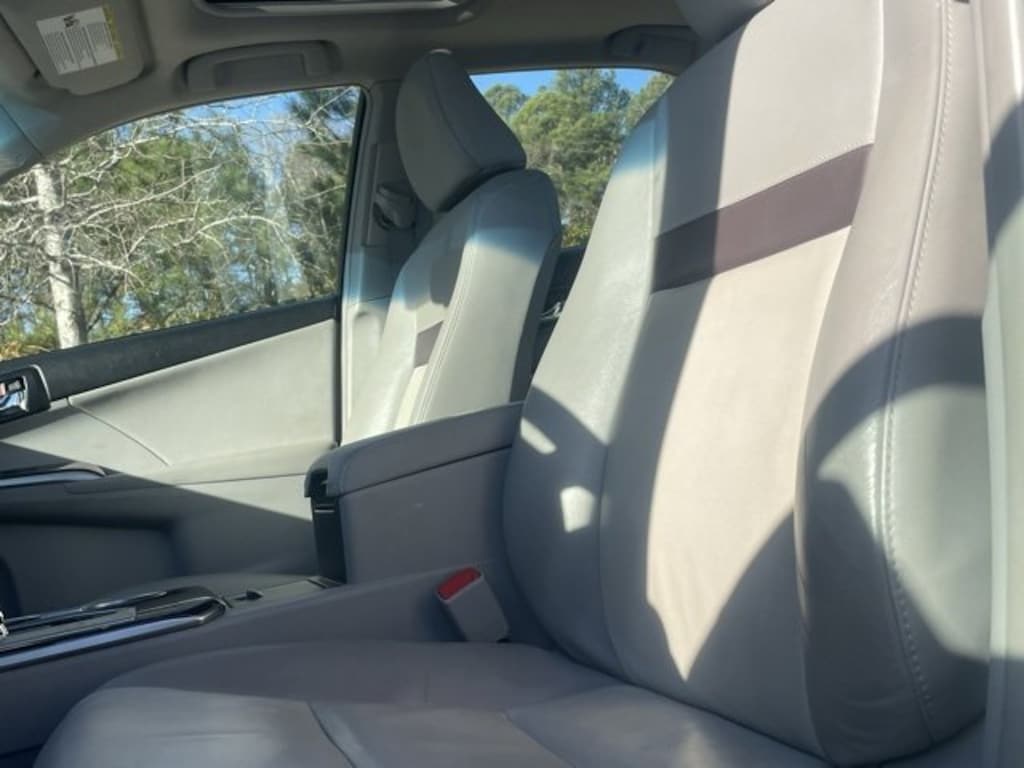 Used 2012 Toyota Camry XLE Sedan