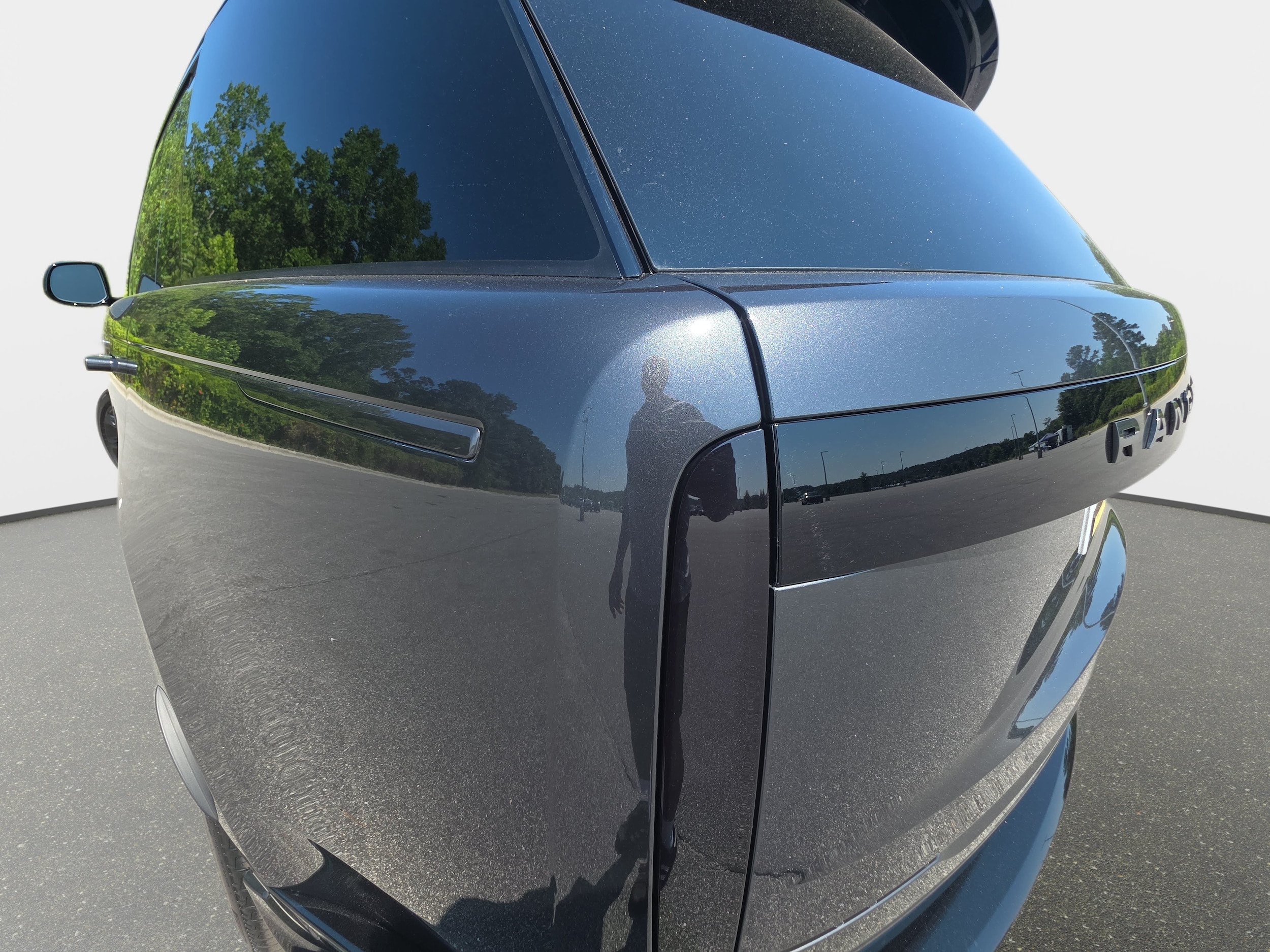 2026 Land Rover Range Rover SE - Photo 37
