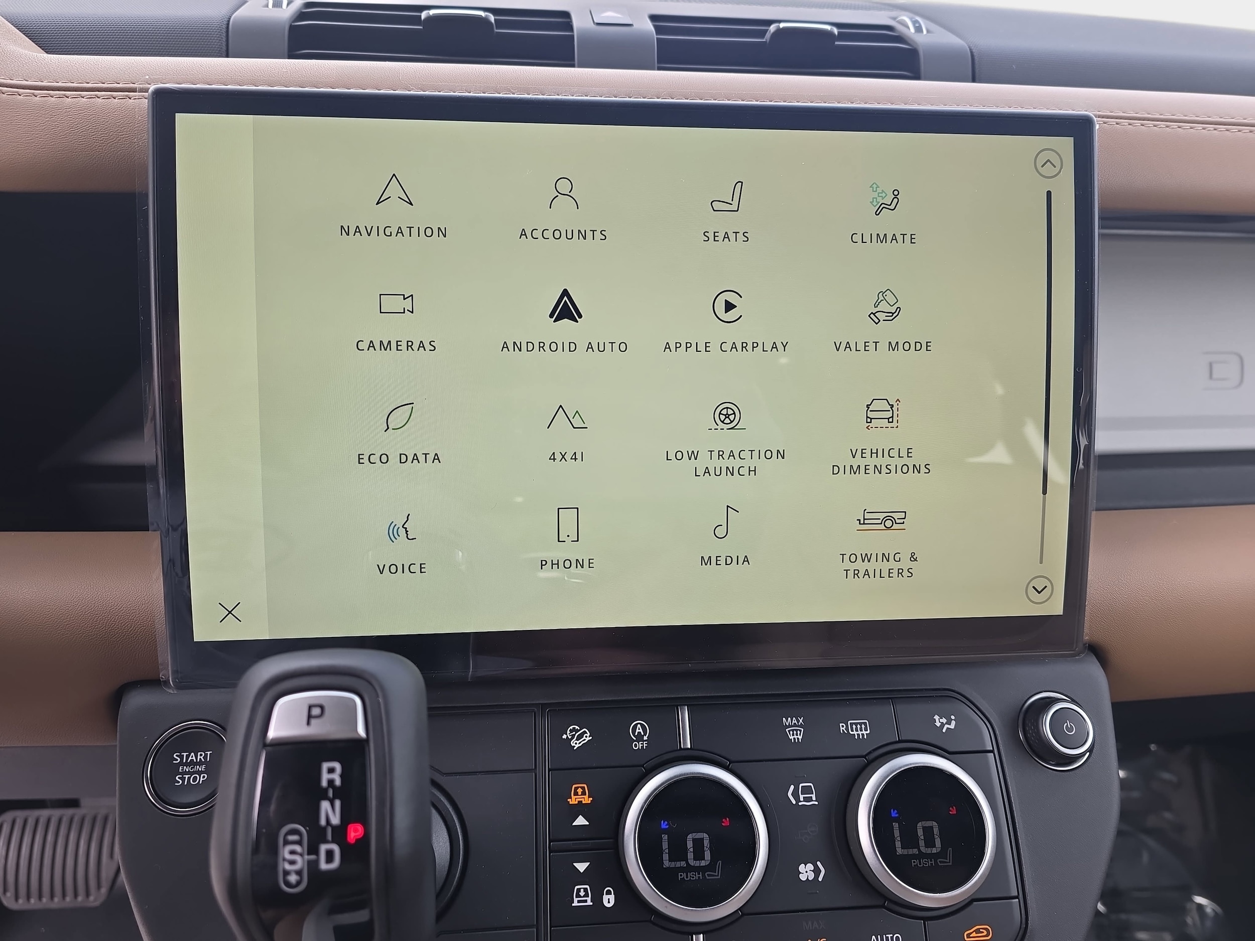 2026 Land Rover Defender X-Dynamic SE - Photo 23