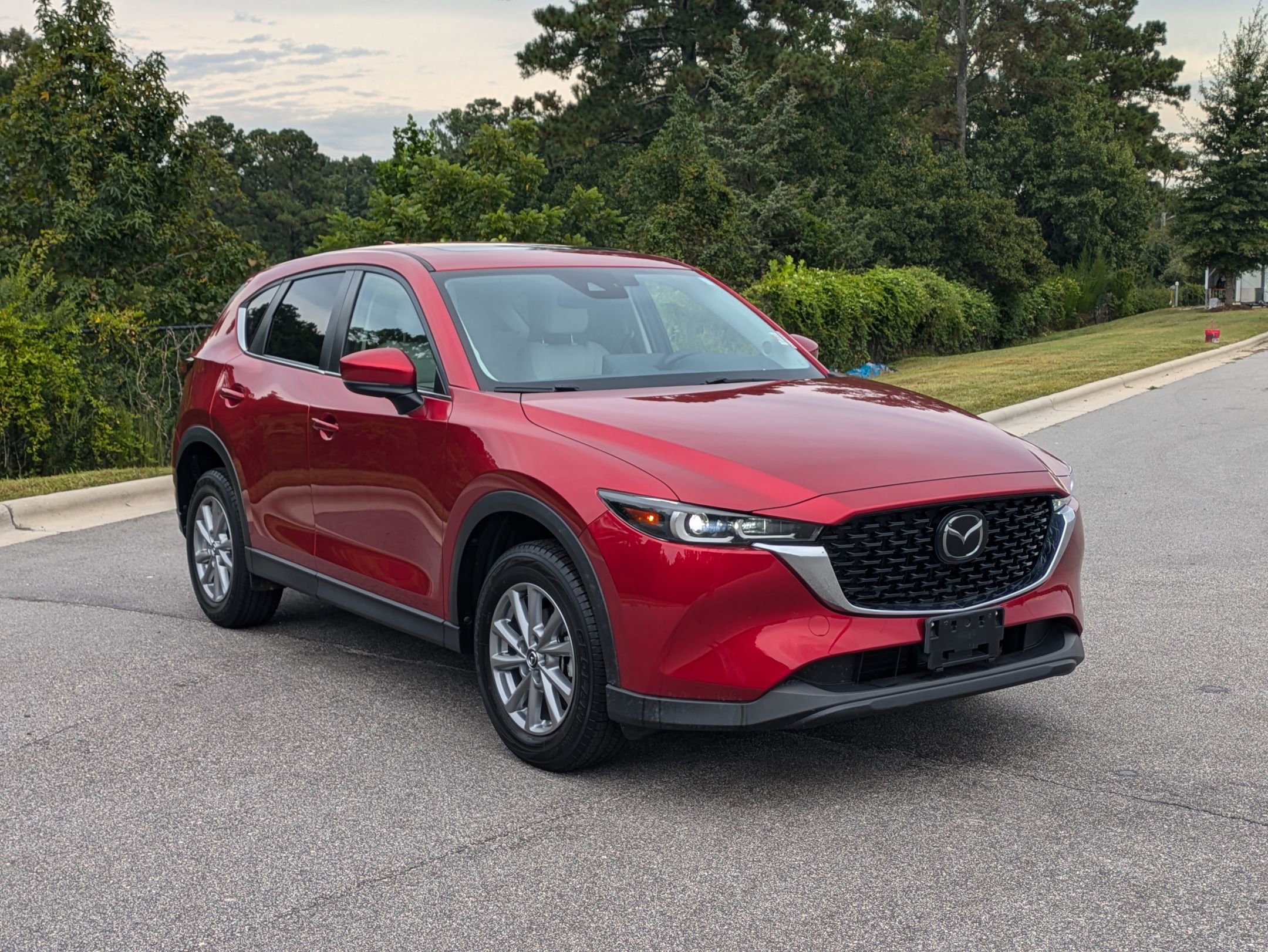 2022 Mazda CX-5 2.5 S Preferred photo 3