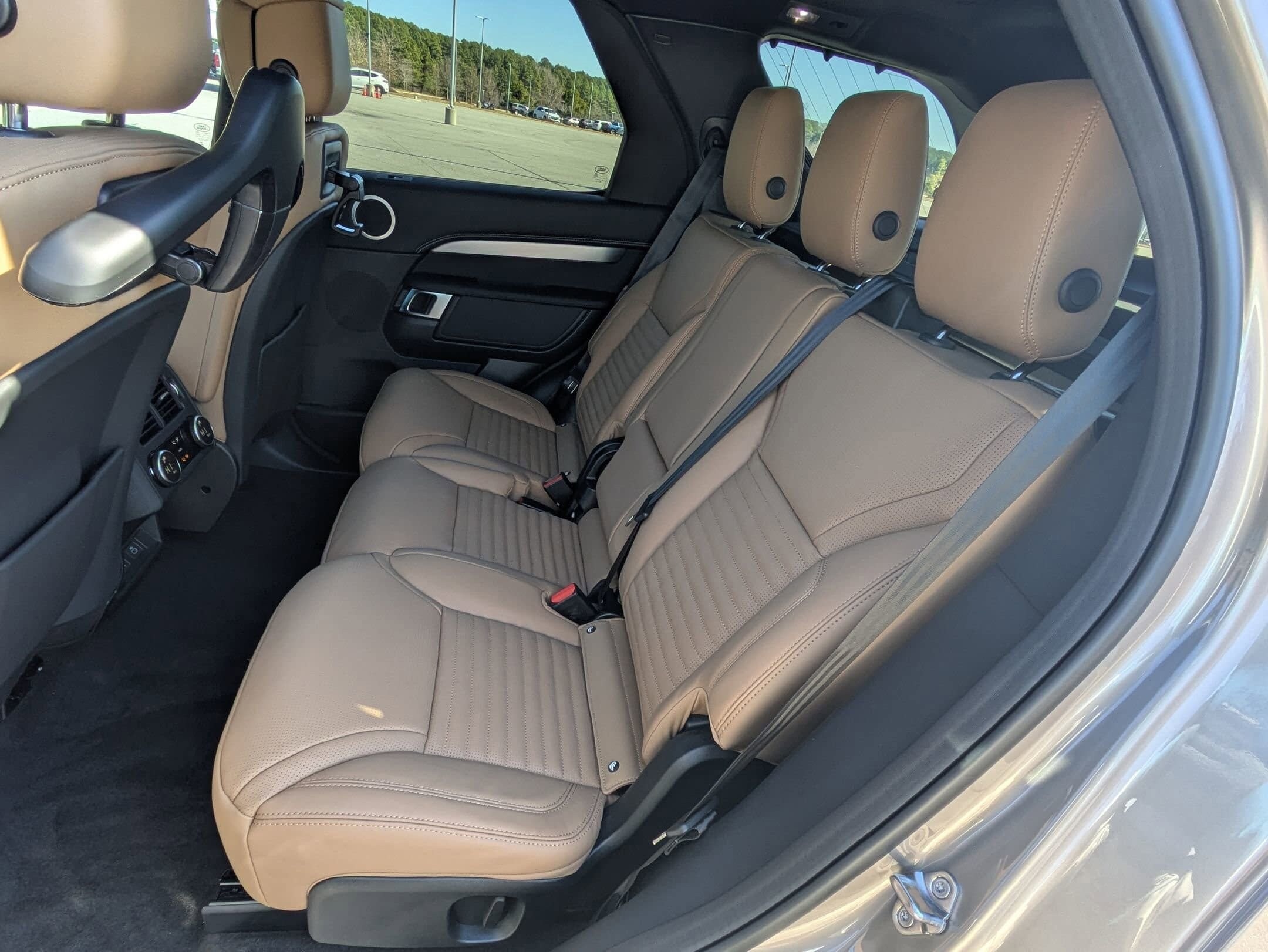 2026 Land Rover Discovery Dynamic SE - Photo 27