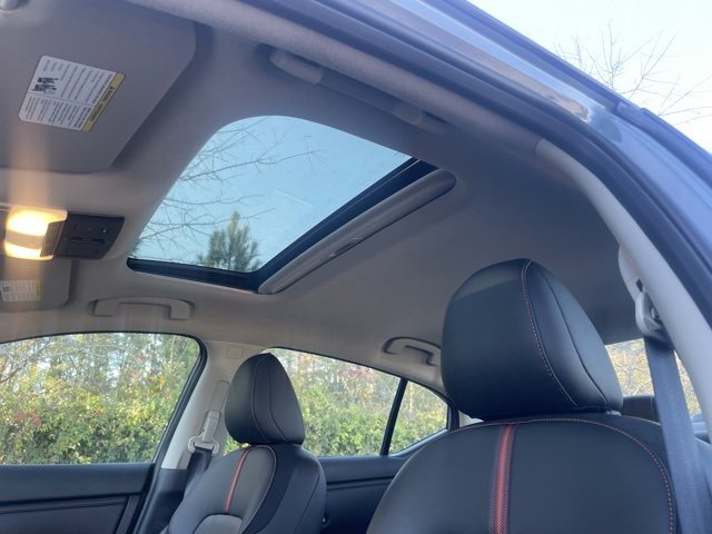 2024 Nissan Sentra SR photo 3