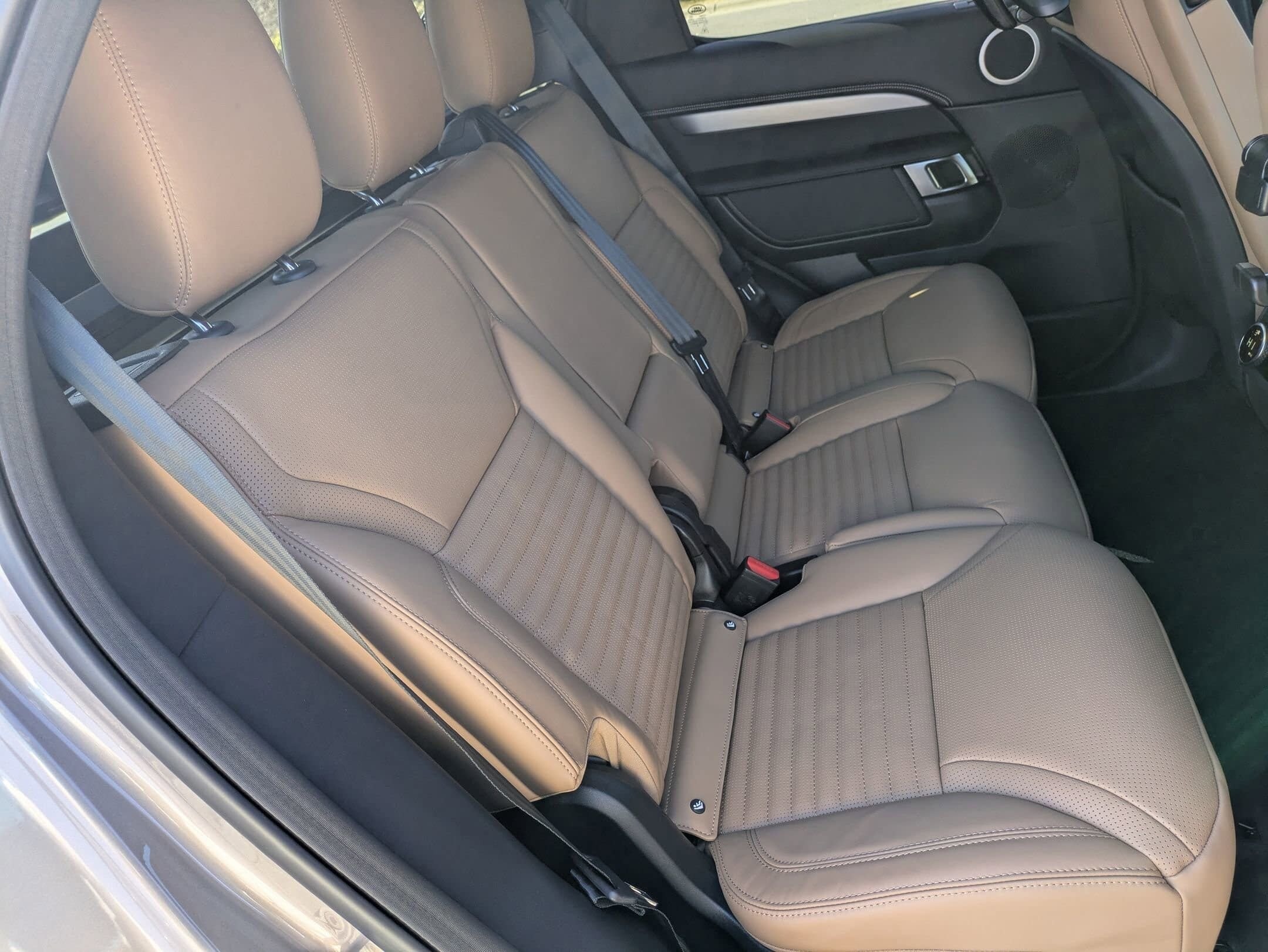 2026 Land Rover Discovery Dynamic SE - Photo 29