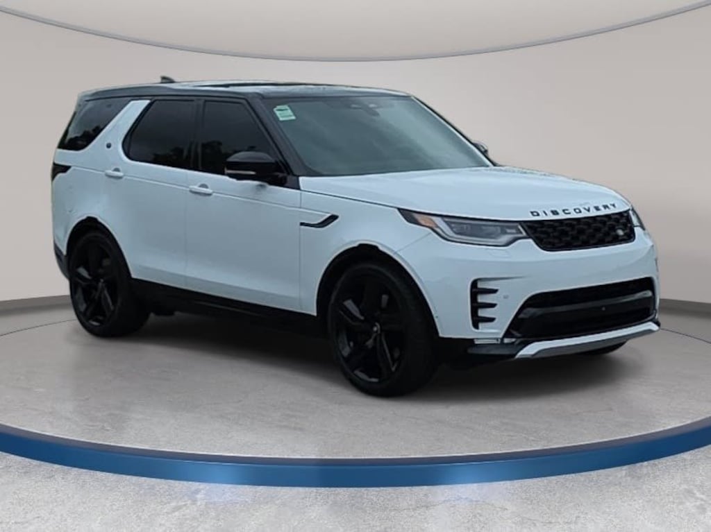 Used 2025 Land Rover Discovery Dynamic SE SUV