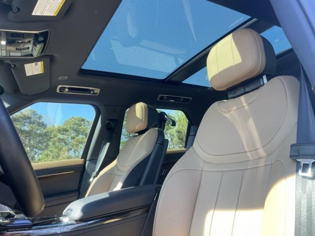 Used 2025 Land Rover Range Rover Sport Dynamic SE SUV