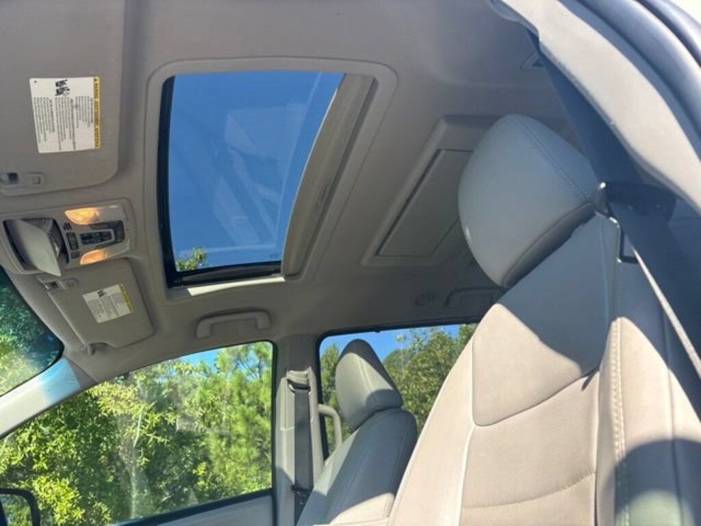 Used 2015 Toyota Sienna Ltd Premium Van