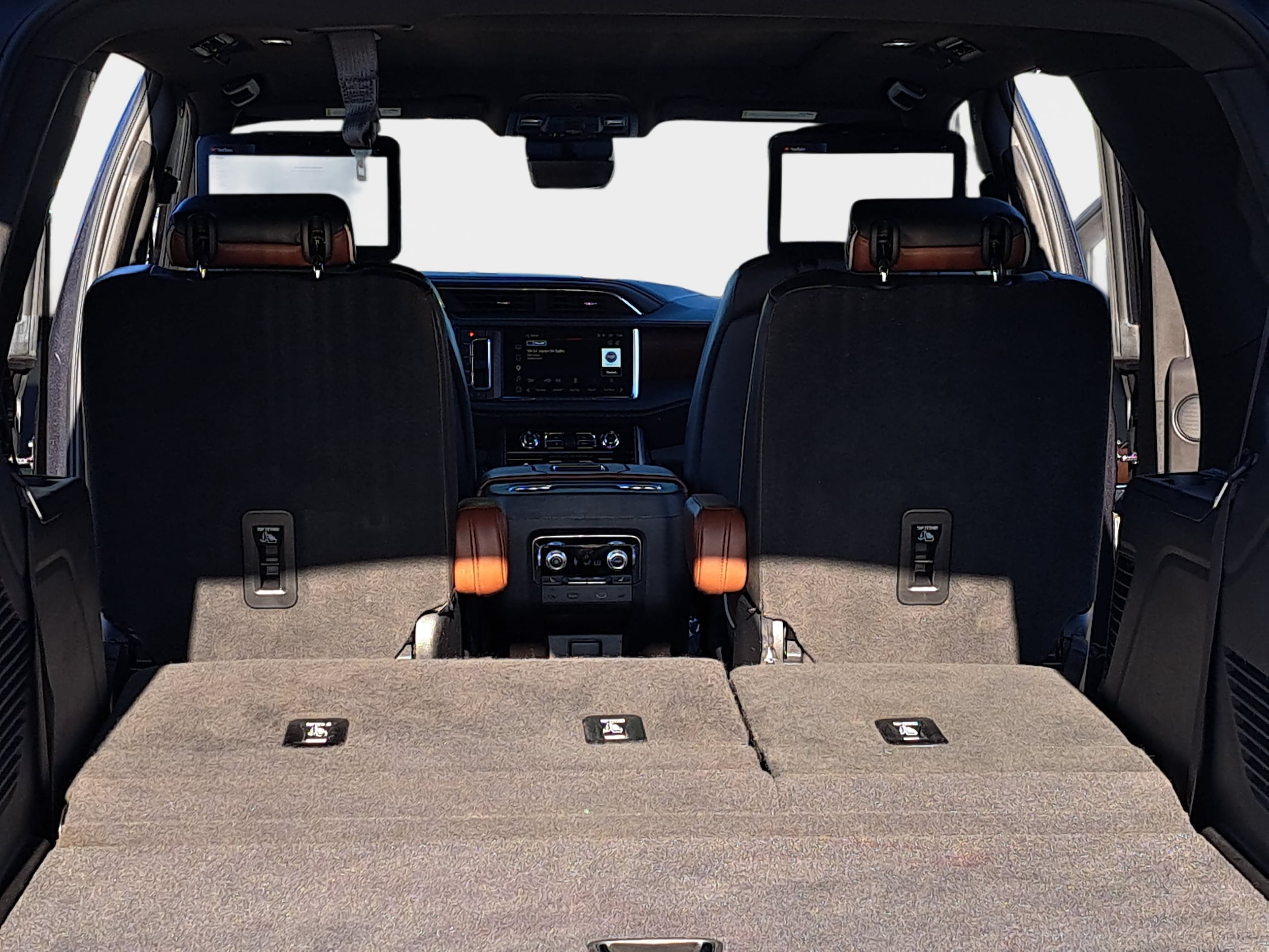 2023 GMC Yukon Denali Ultimate - Photo 14
