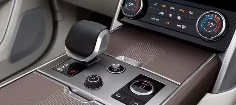 2024 Range Rover Performance