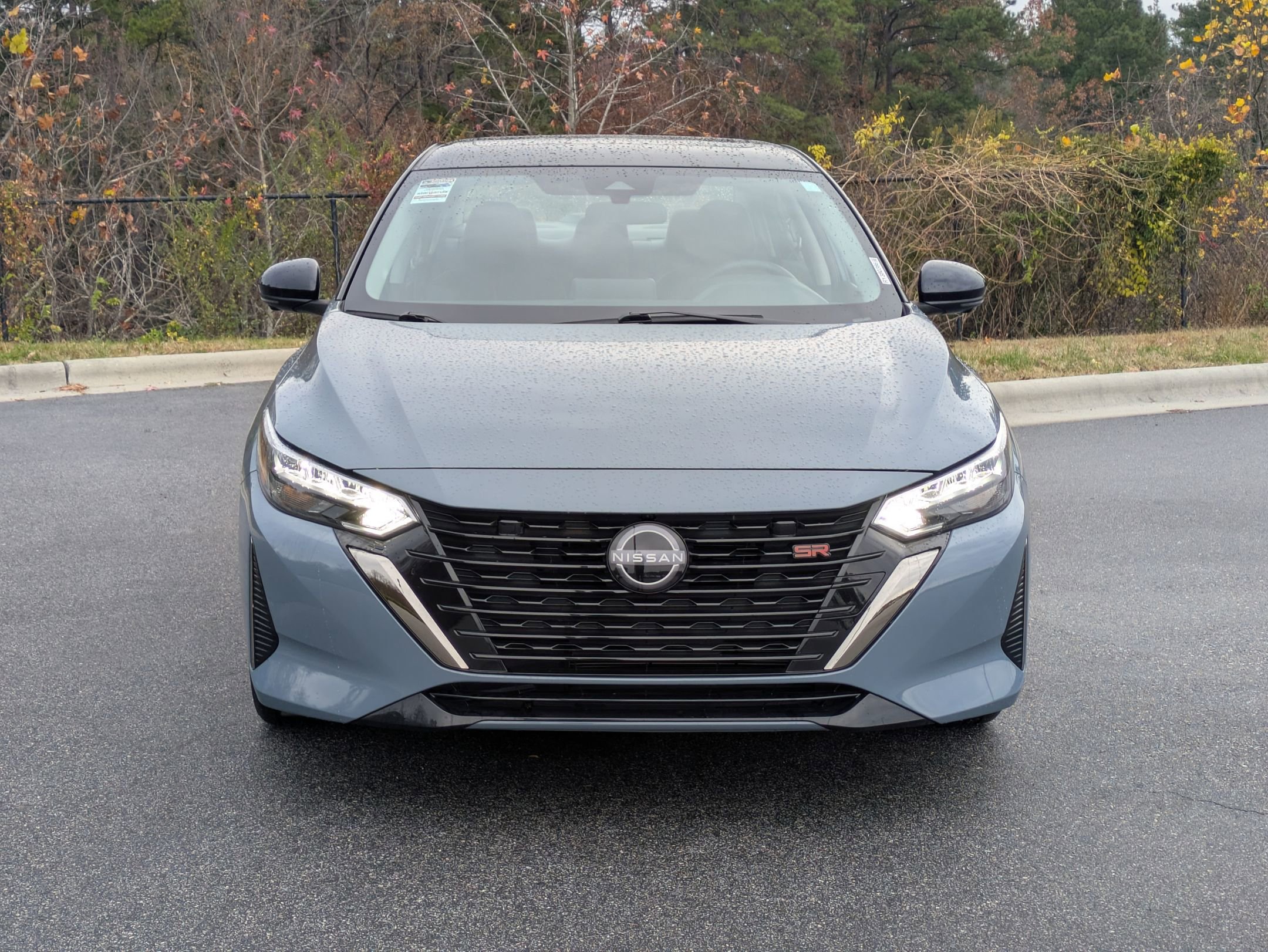 2024 Nissan Sentra SR photo 2