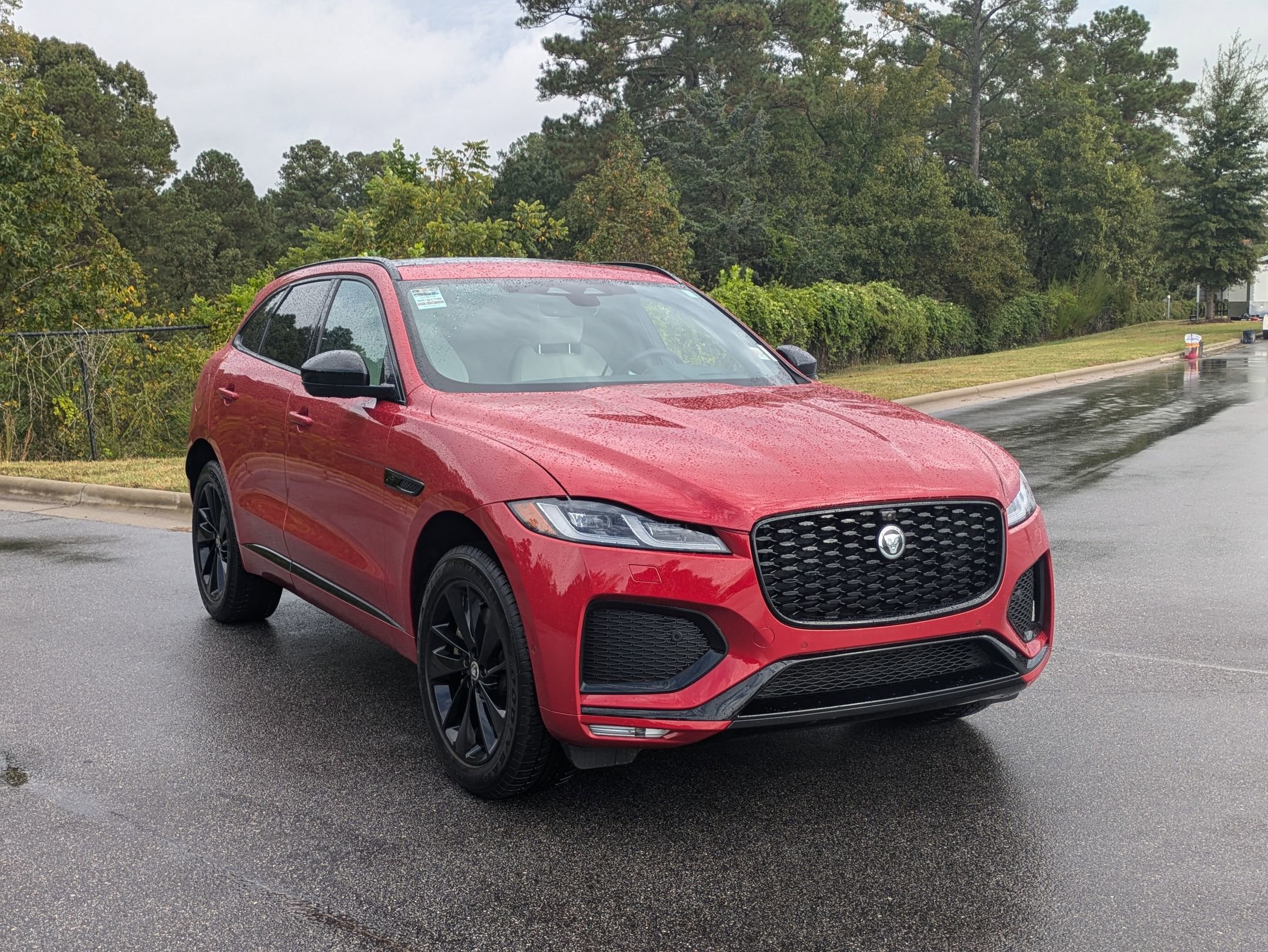 2026 Jaguar F-PACE P250 R-Dynamic S photo 3