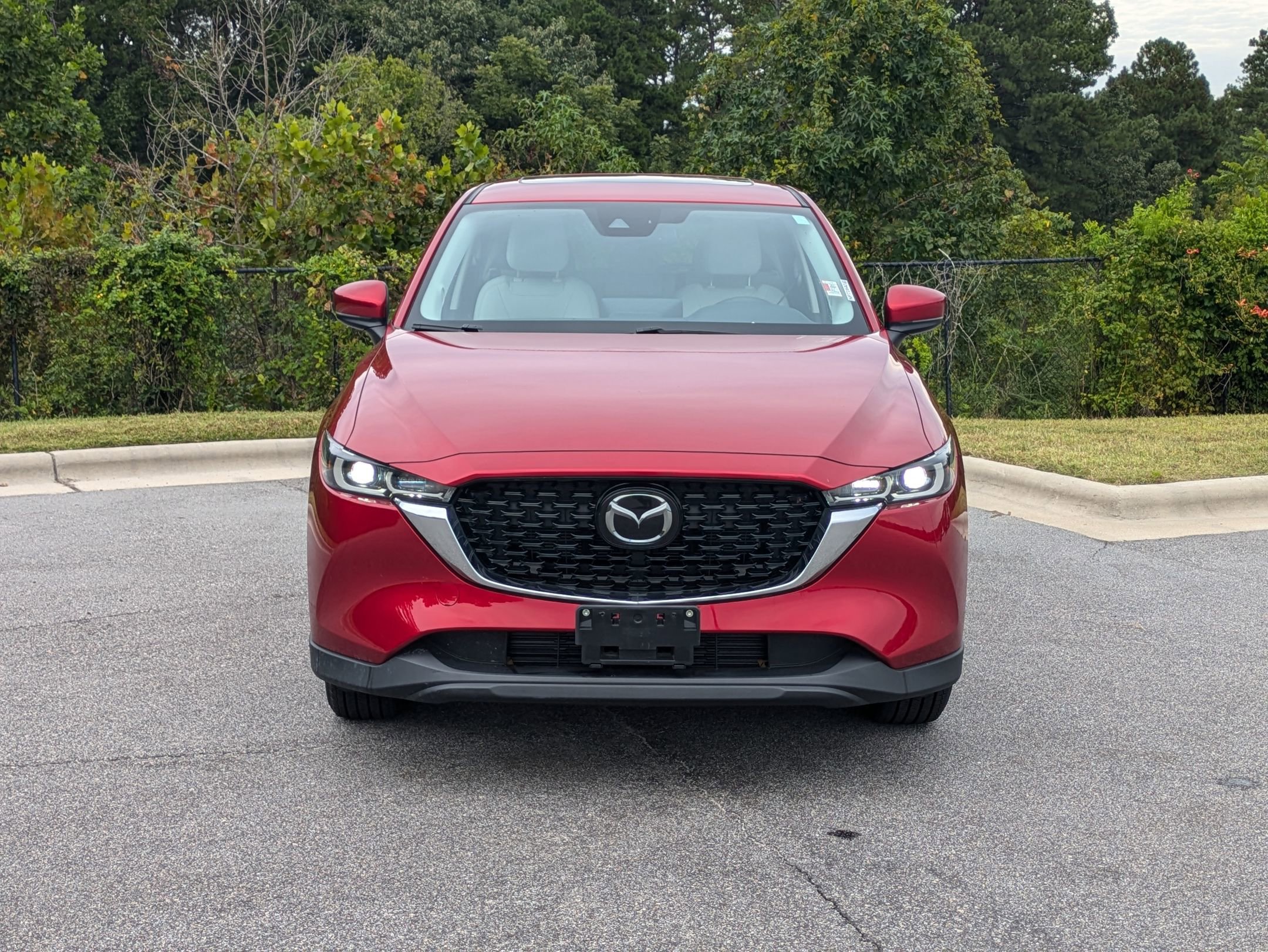 2022 Mazda CX-5 2.5 S Preferred photo 2
