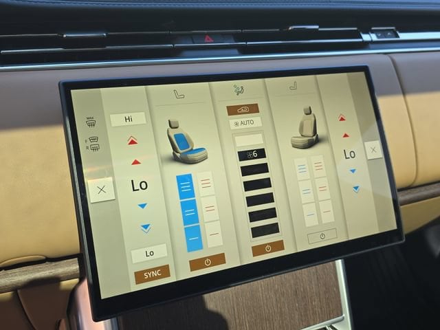 2026 Land Rover Range Rover SE - Photo 24