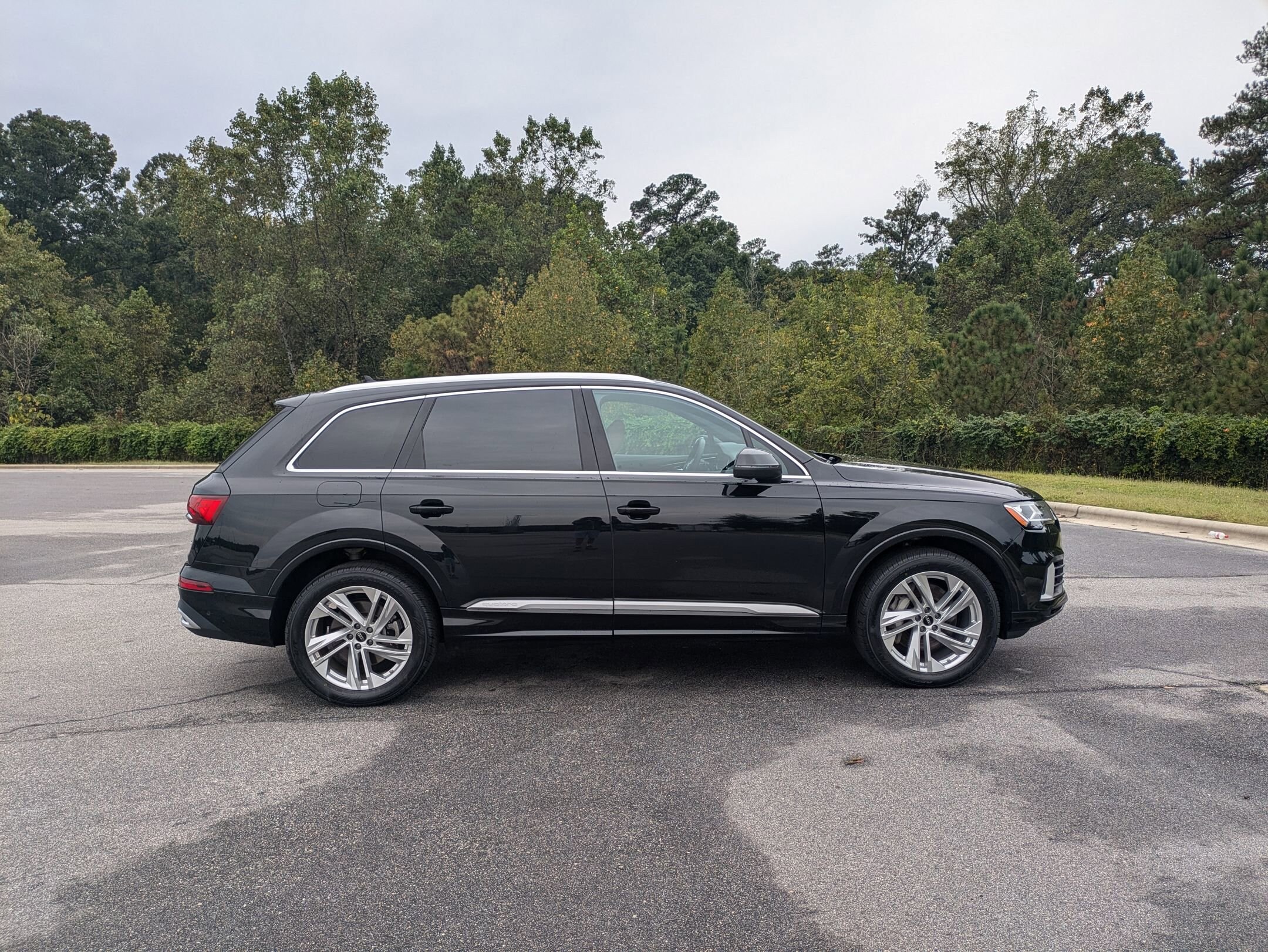 2022 Audi Q7 55 Premium Plus photo 4