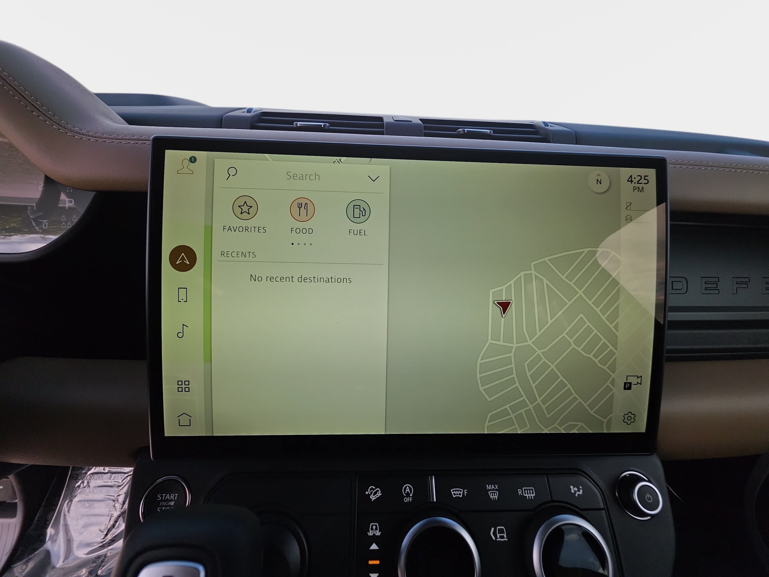 2026 Land Rover Defender X-Dynamic SE - Photo 23