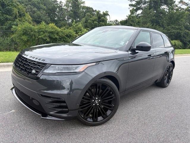 2026 Land Rover Range Rover Velar Dynamic SE