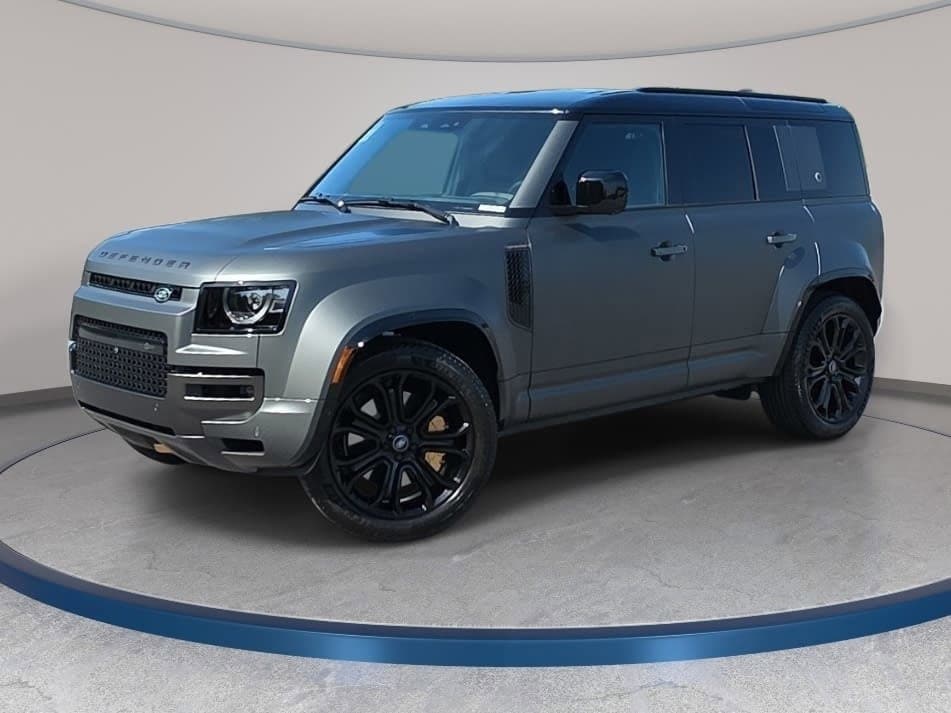 2025 Land Rover Defender's photo