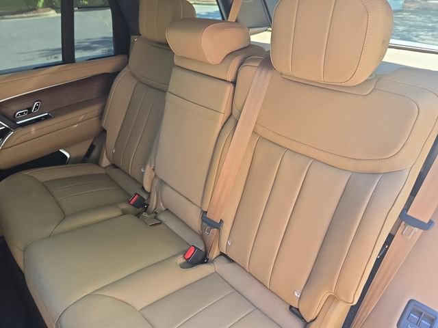 2026 Land Rover Range Rover SE - Photo 14