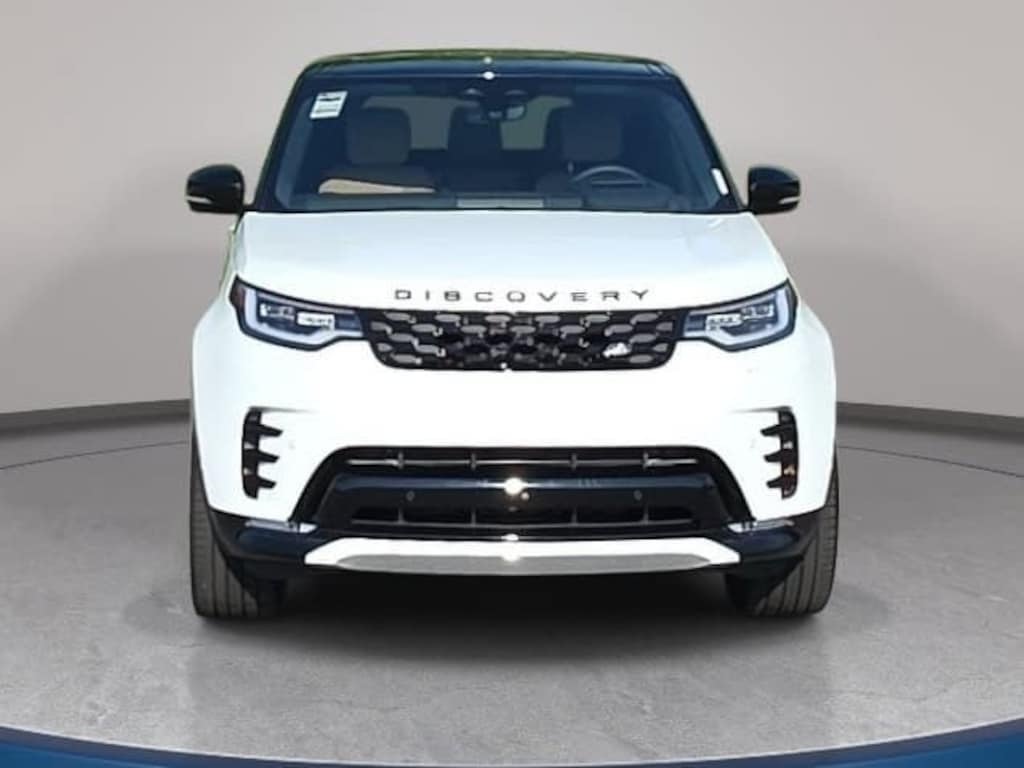Certified 2025 Land Rover Discovery Dynamic SE SUV