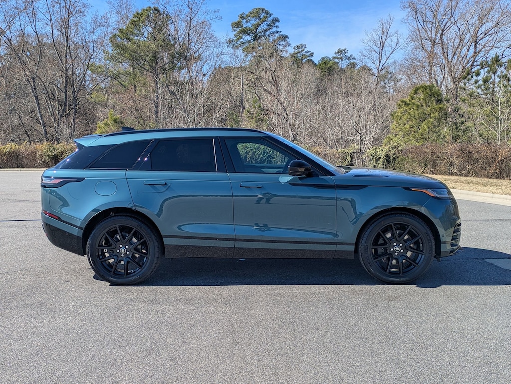 New 2026 Land Rover Range Rover Velar Dynamic SE SUV
