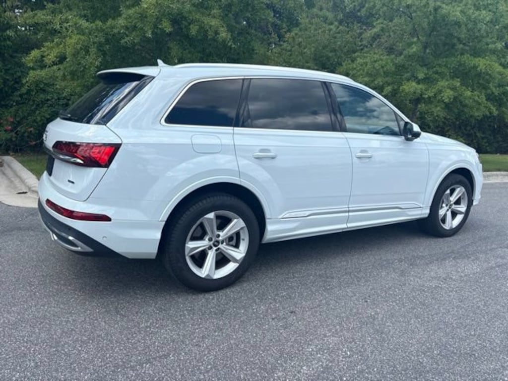 Used 2023 Audi Q7 Premium SUV