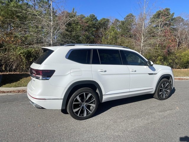 2024 Volkswagen Atlas SEL Premium R-Line photo 2