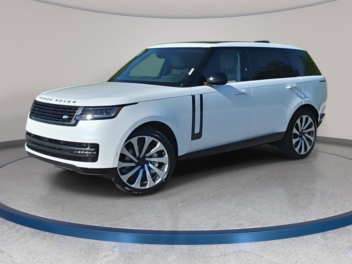 2026 Land Rover Range Rover 4.4 SE LWB 7's photo