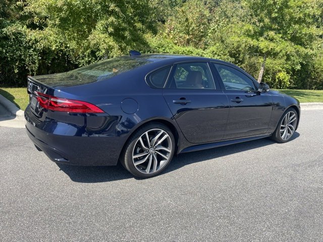 2024 Jaguar XF P300 R-Dynamic SE photo 2