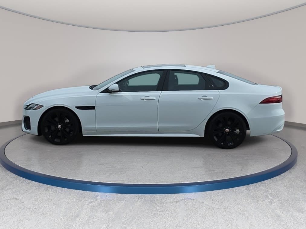 2023 Jaguar XF R-Dynamic SE - Photo 8