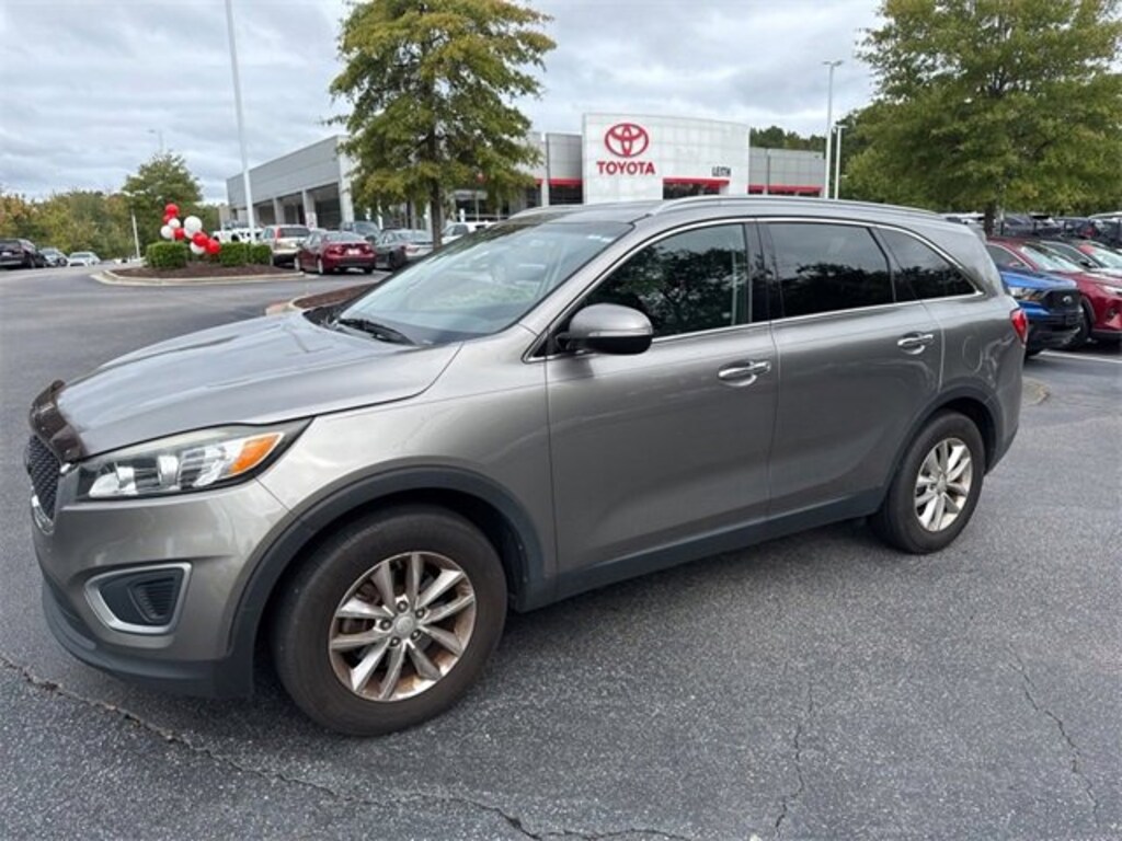 Used 2016 Kia Sorento LX SUV