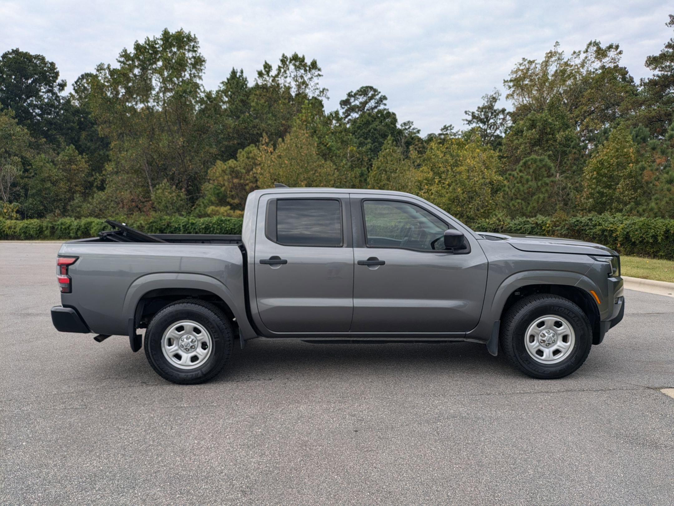 2022 Nissan Frontier S photo 4