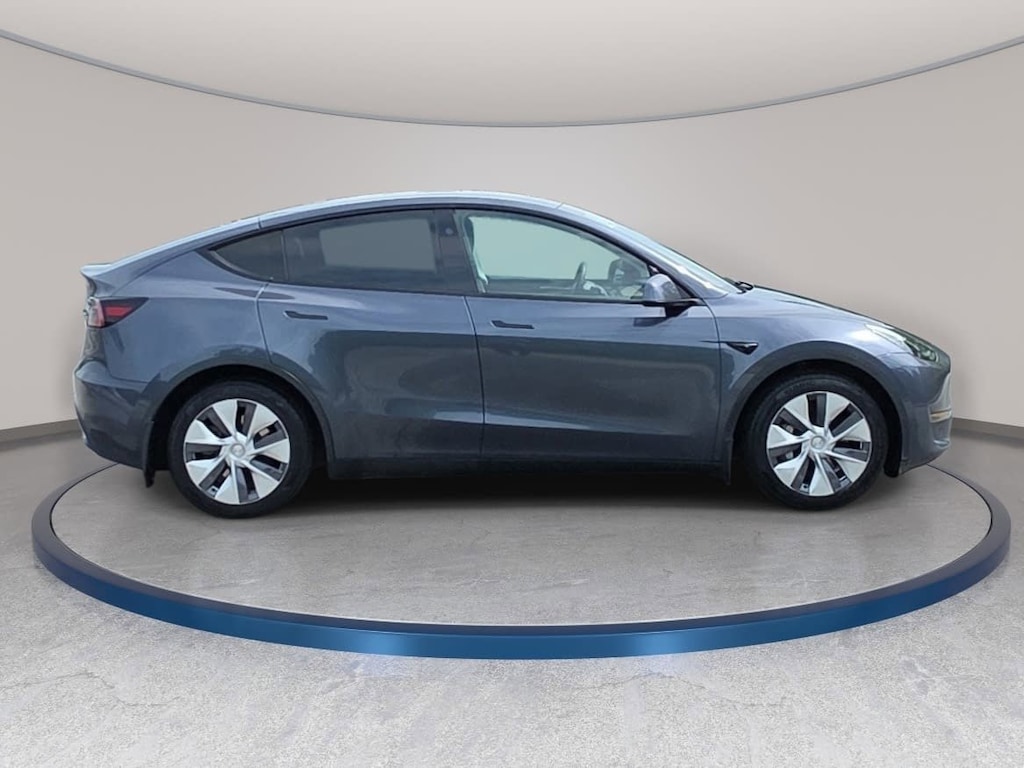 Used 2023 Tesla Model Y Long Range SUV