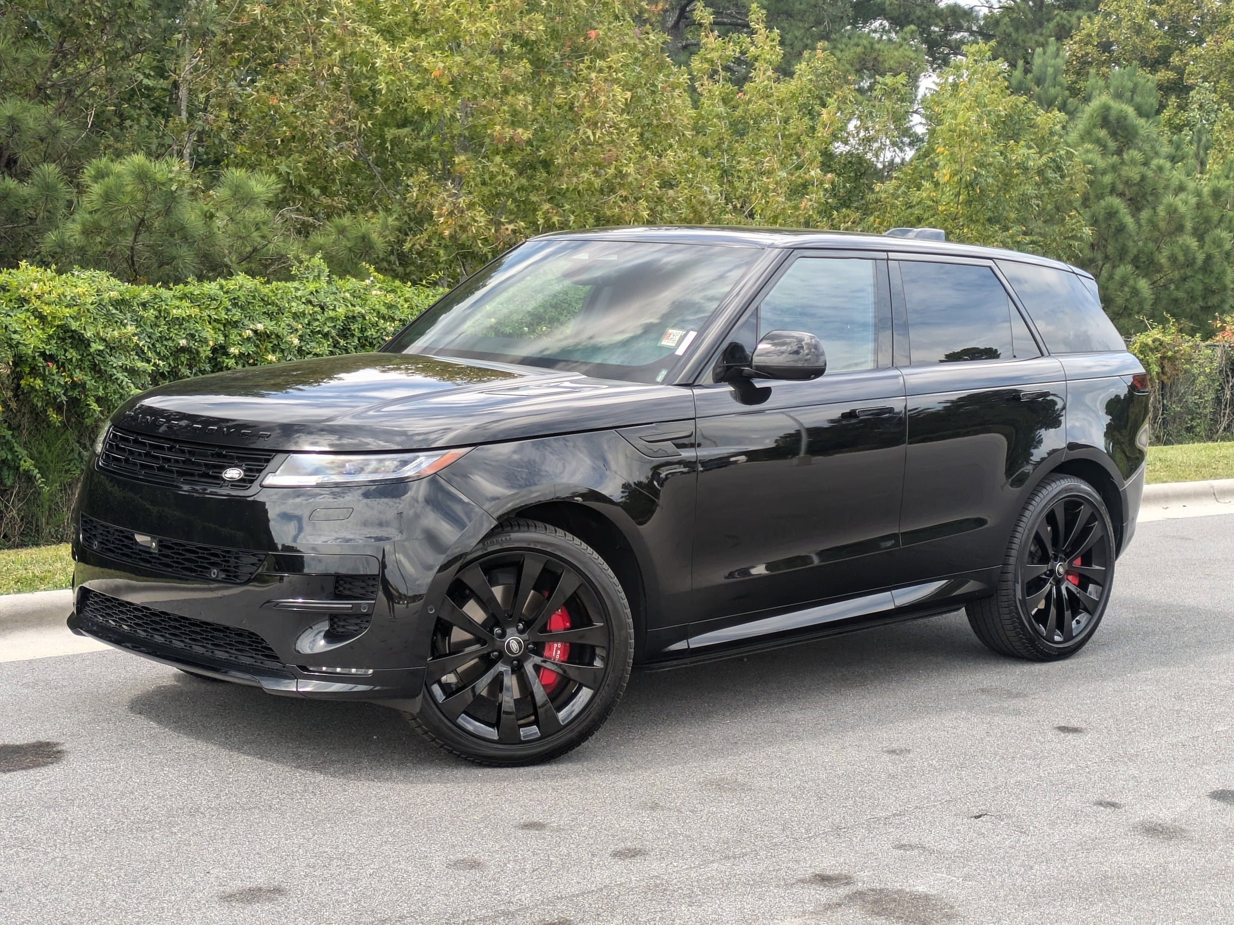 Used 2024 Land Rover Range Rover Sport SE Dynamic with VIN SAL1L9FU8RA185862 for sale in Raleigh, NC