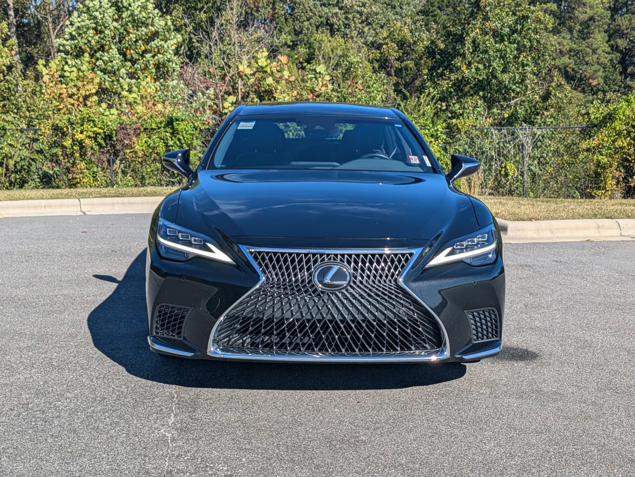 2021 Lexus LS 500 photo 2