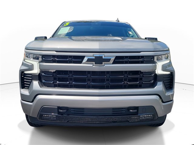 2023 Chevrolet Silverado 1500 RST photo 2