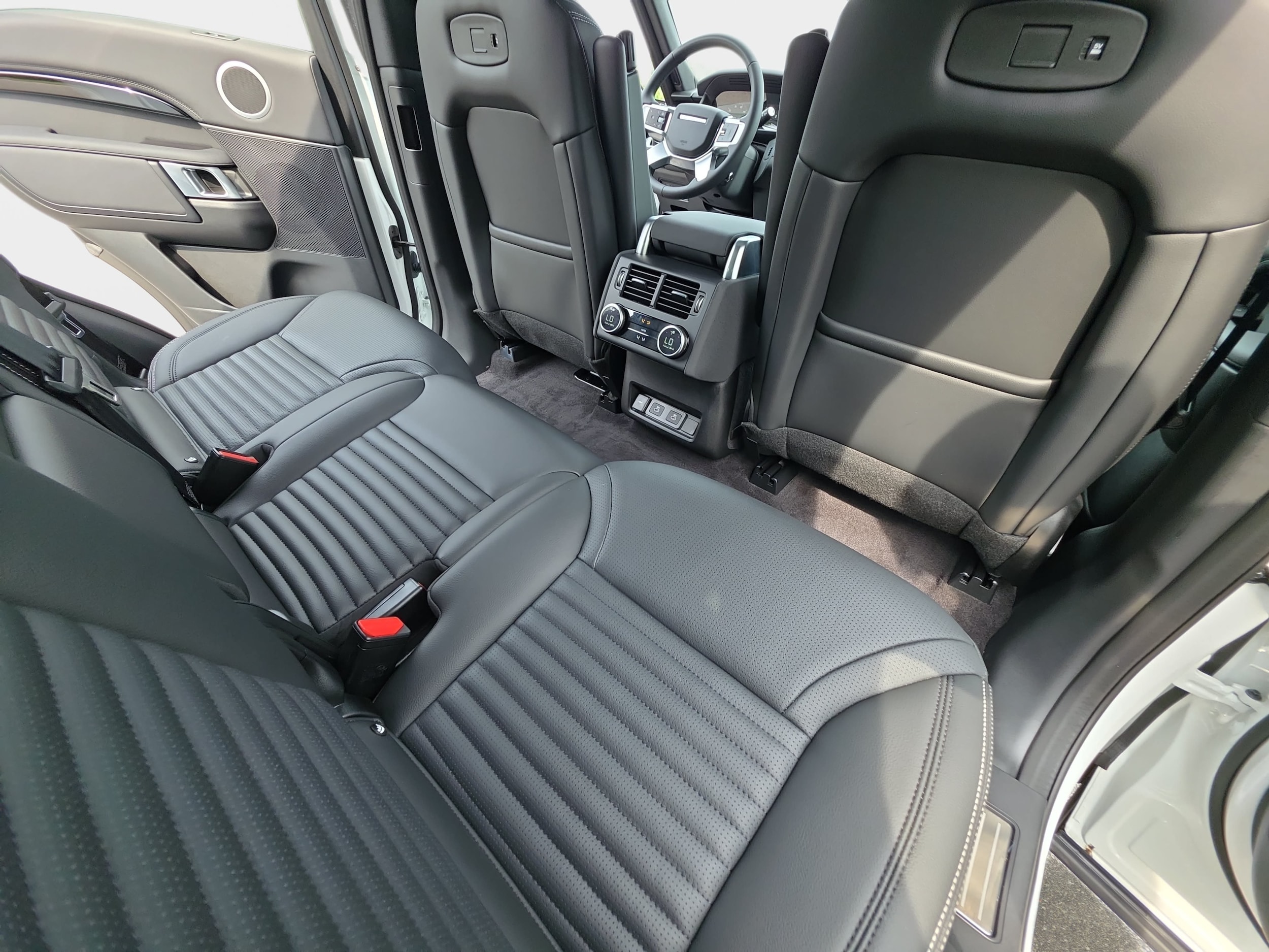 2025 Land Rover Discovery S - Photo 11