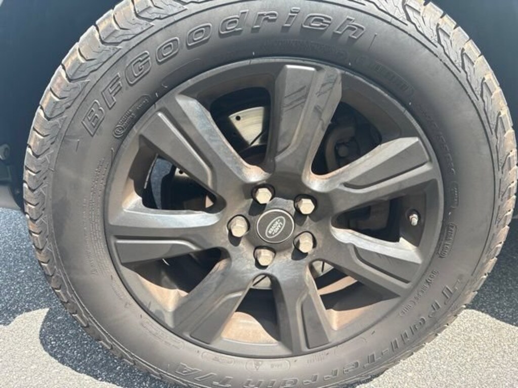 Used 2016 Land Rover LR4 HSE SUV