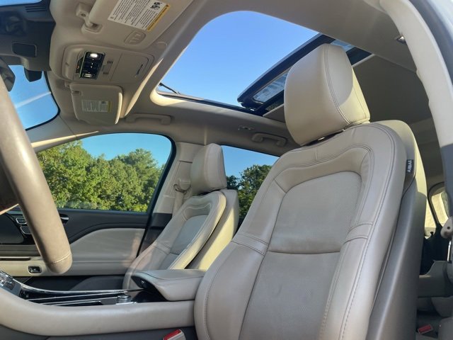 2022 Lincoln Aviator Reserve photo 2