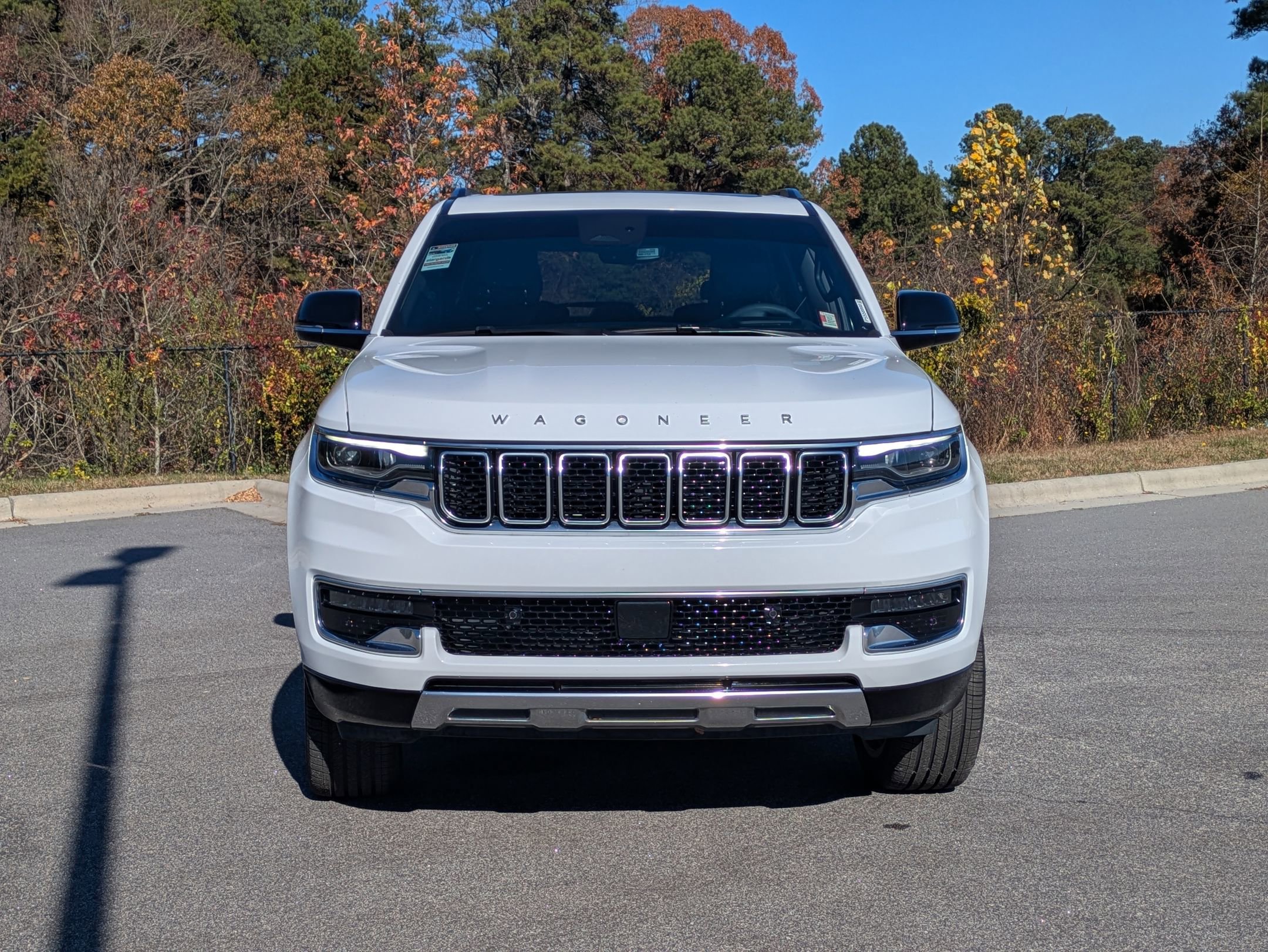 2023 Jeep Wagoneer Series III photo 2