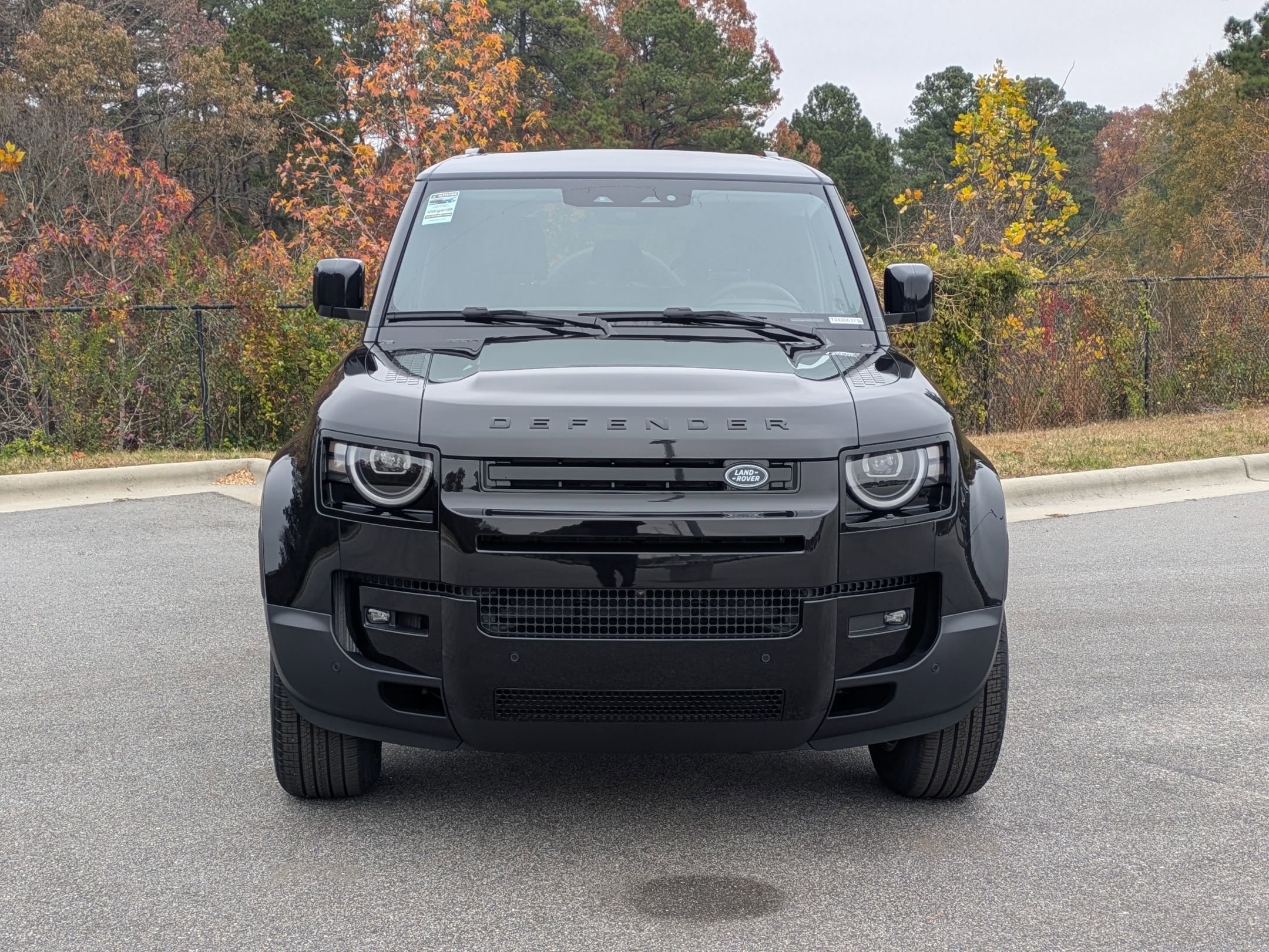 2026 Land Rover Defender 110 S photo 2