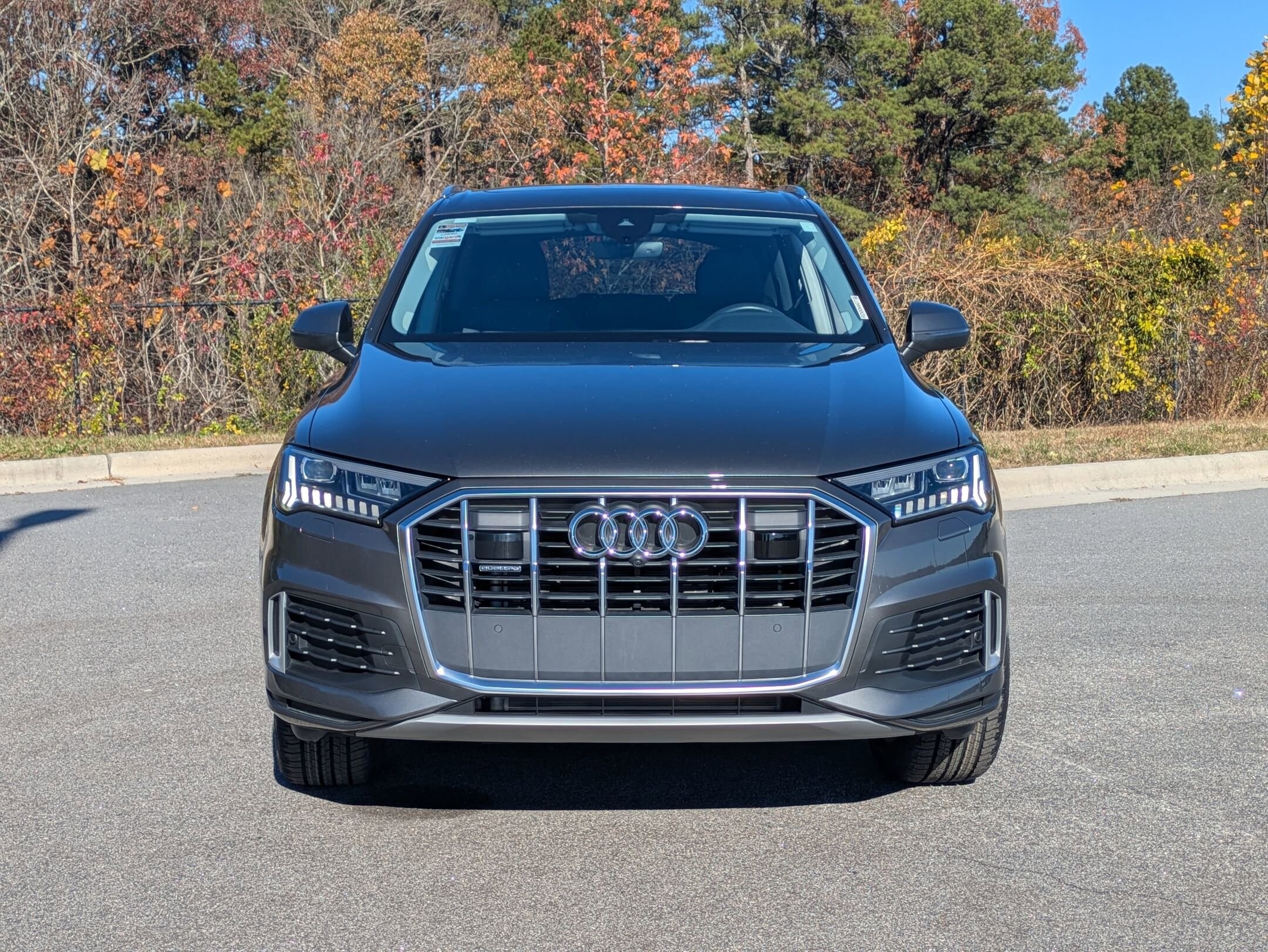 2024 Audi Q7 Premium Plus photo 2