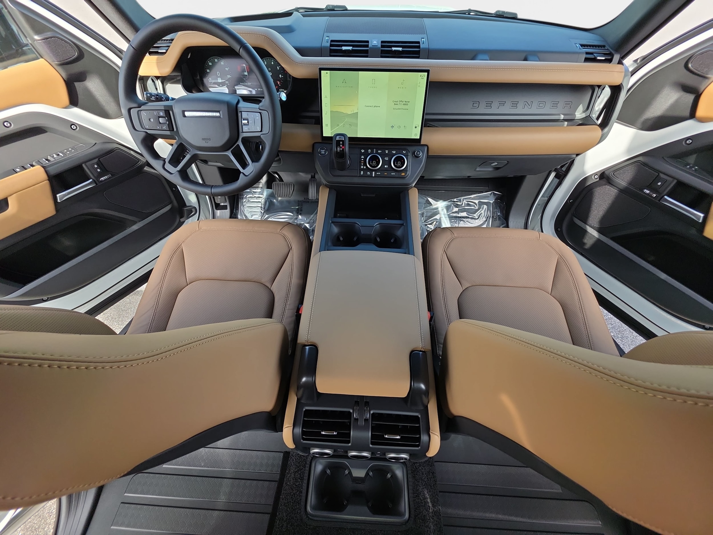 2026 Land Rover Defender X-Dynamic SE - Photo 8