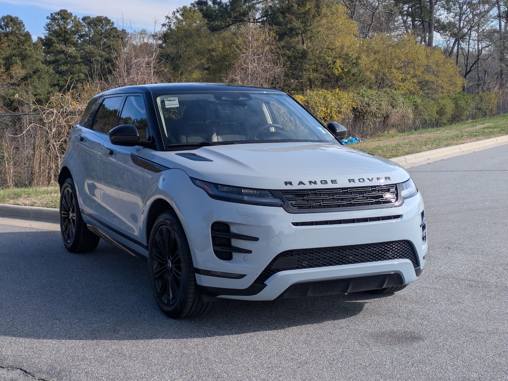 Used 2025 Land Rover Range Rover Evoque Dynamic SE SUV