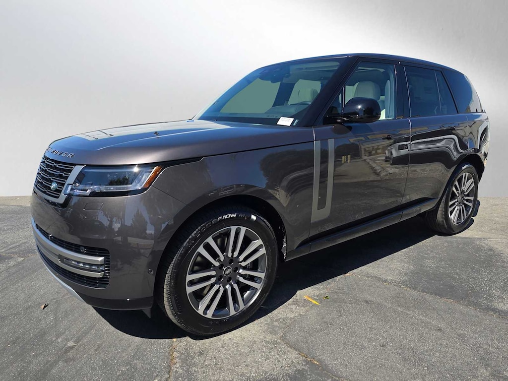 New 2025 Land Rover Range Rover SE SUV