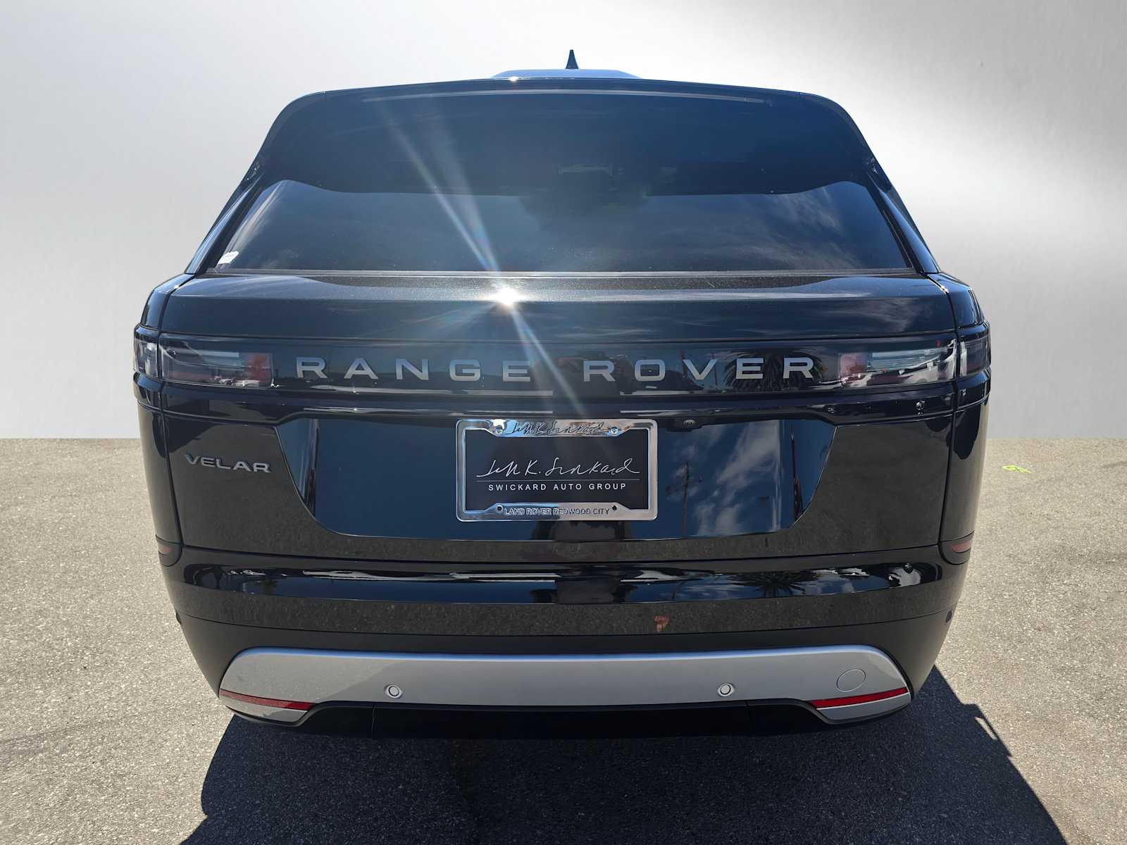 2025 Land Rover Range Rover Velar S photo 4