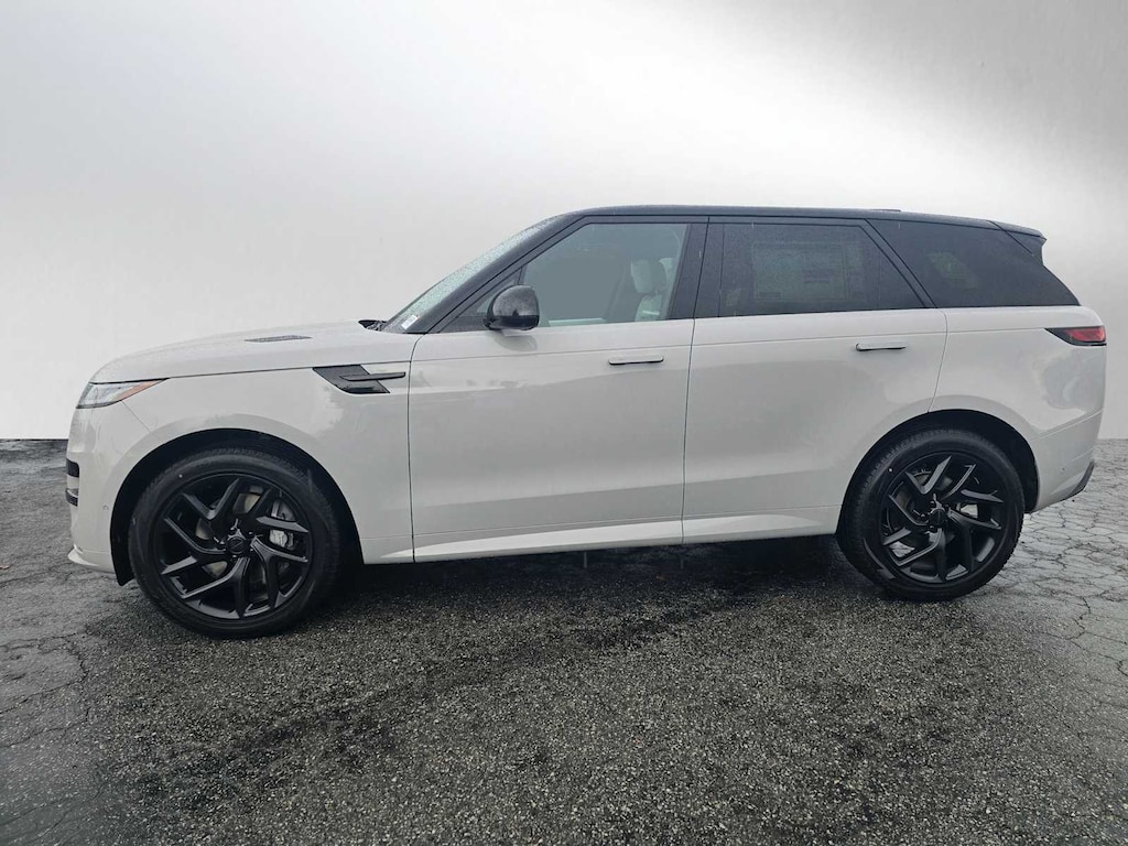 New 2026 Land Rover Range Rover Sport Dynamic SE SUV