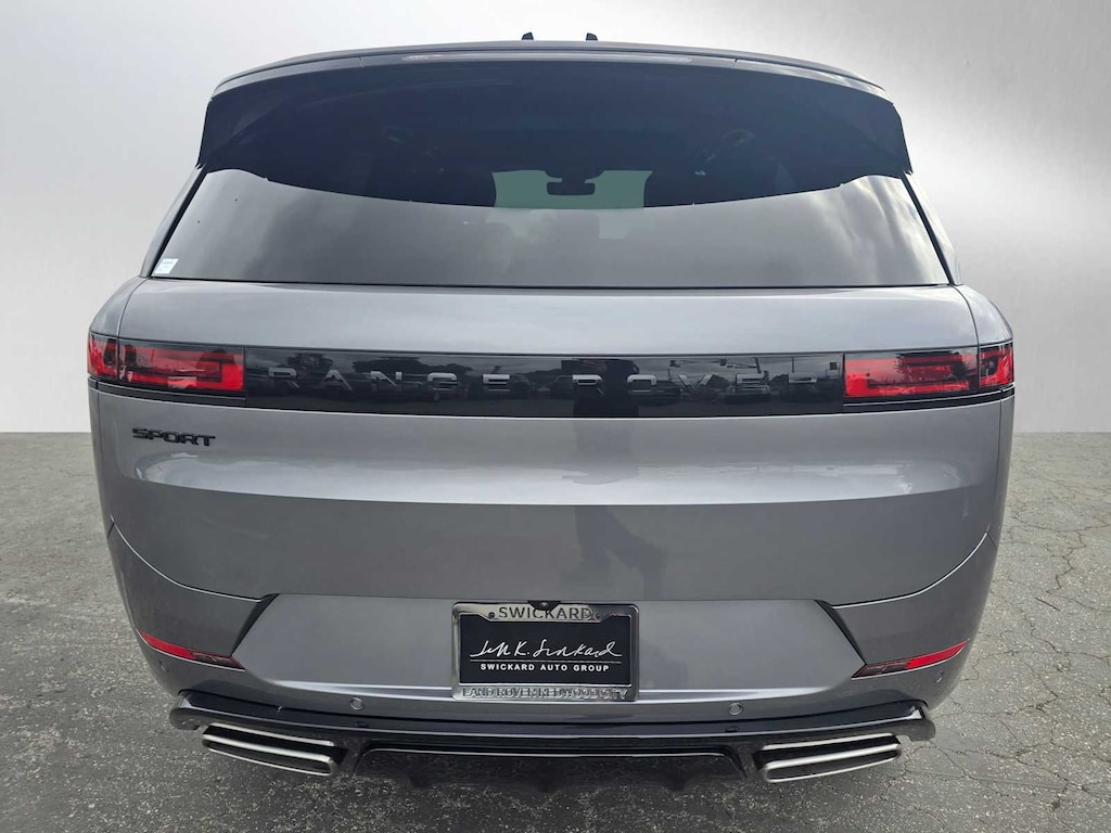 New 2025 Land Rover Range Rover Sport Dynamic SE