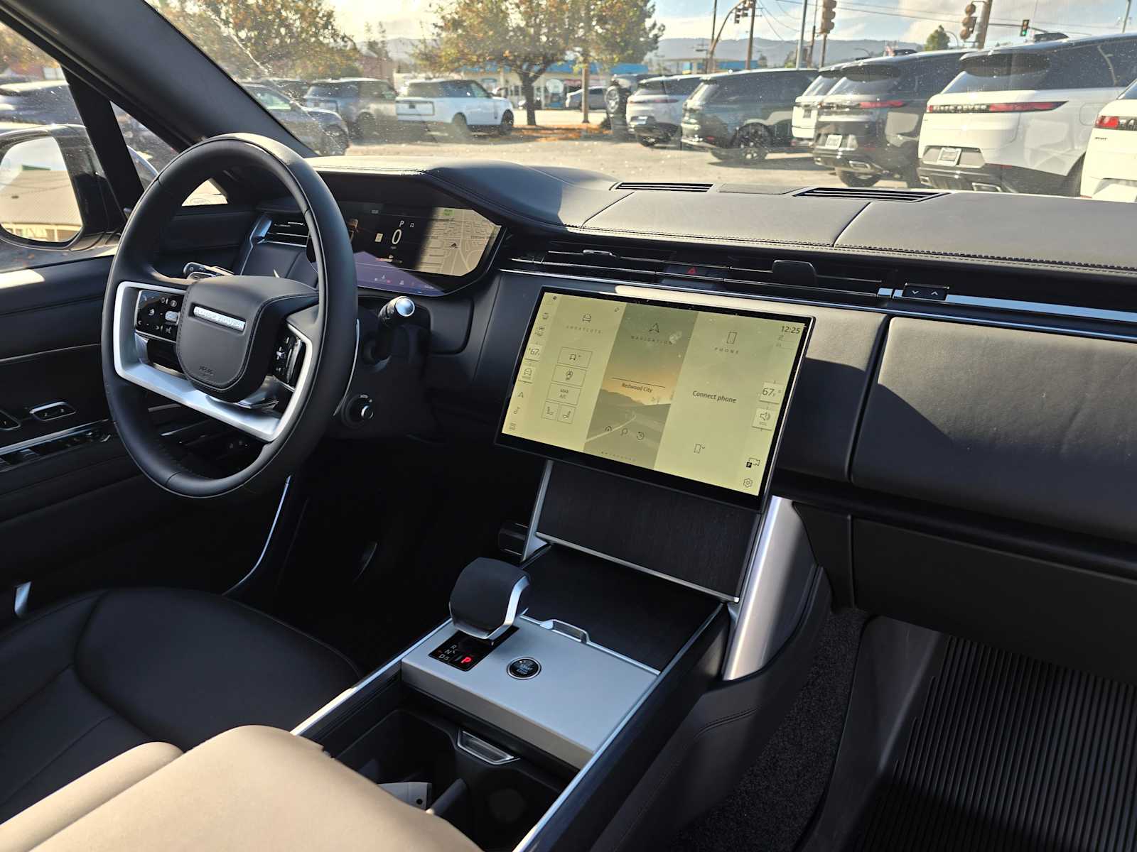 2025 Land Rover Range Rover SE - Photo 12
