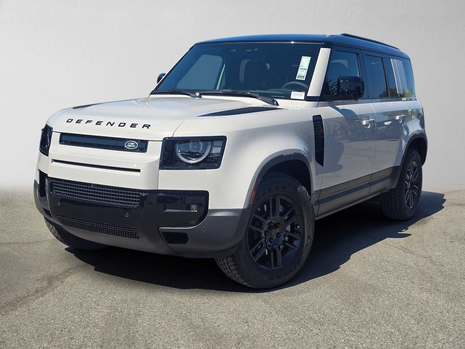2026 Land Rover Defender 110