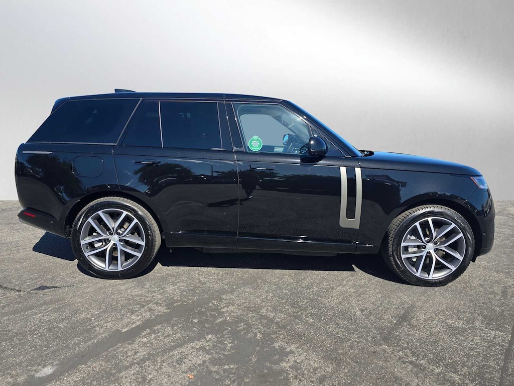 New 2025 Land Rover Range Rover SE Phev SUV