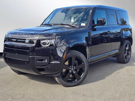 2025 Land Rover Defender 110 V8 SUV